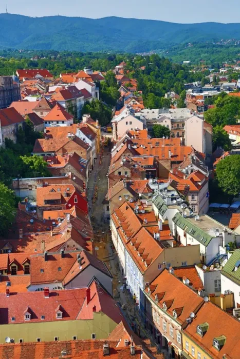  : Aerial view of the rooftops of Radiceva Street in Zagreb, Croatia
