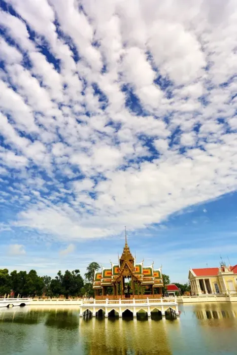  : Aisawan-Dhipaya-Asana Pavilion, Bang Pa-In Summer Palace, Ayutthaya, Thailand