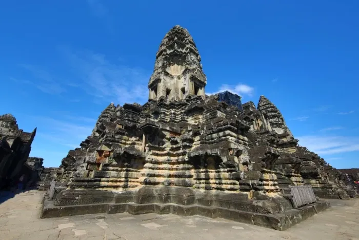  : Angkor Wat Temple in Siem Reap, Cambodia