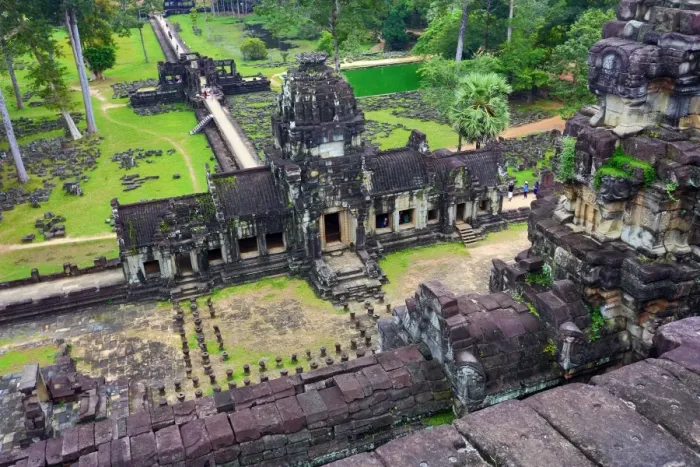  : Baphuon Temple in Angkor Thom, Siem Reap, Cambodia