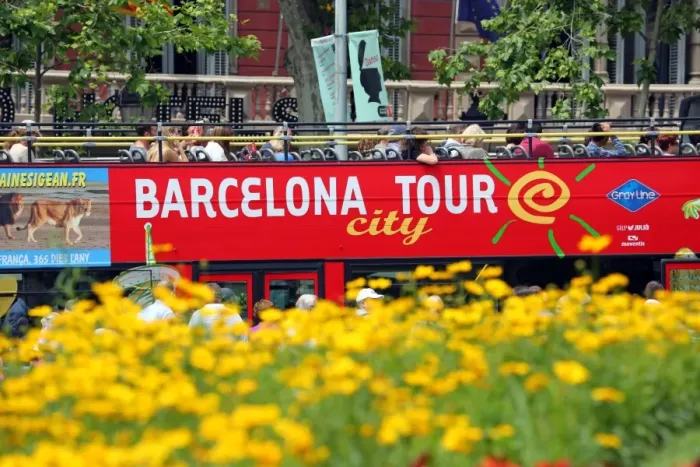  : Barcelona city tour open top tourist bus in Barcelona, Spain
