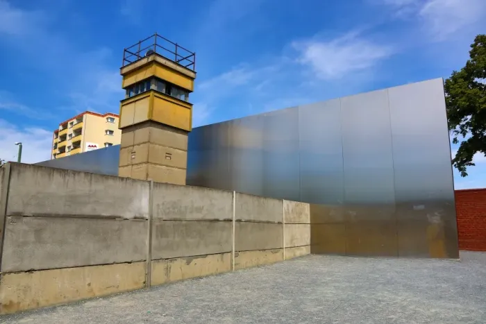  : Berlin Wall at the Berlin Wall Memorial on Bernauer Strasse, Berlin, Germany