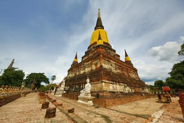  : Buddha statues and chedi at Wat Yai Chaimongkol Temple, Ayutthaya, Thailand