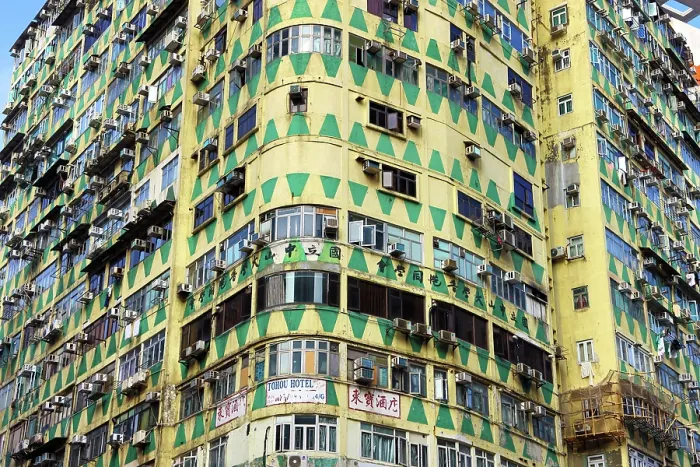  : Colourful apartment blocks and housing in Jordan, Kowloon, Hong Kong, China