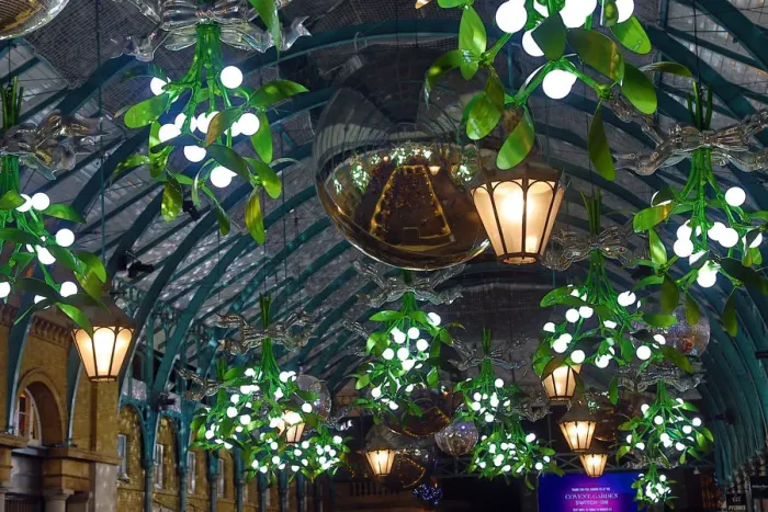  : Covent Garden Market Christmas lights switched on, Covent Garden, London