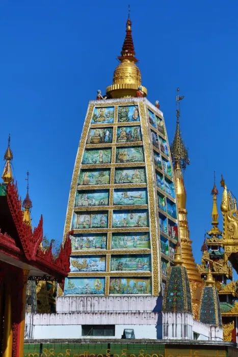  : Decorations at the Shwedagon Pagoda, Yangon, Myanmar