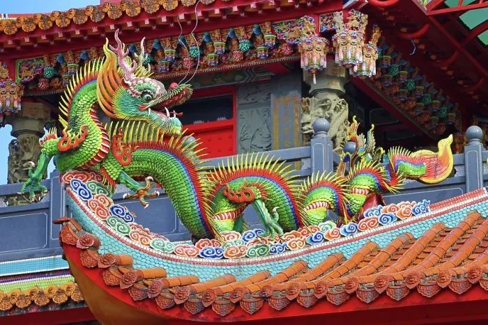  : Dragon roof decorations on the Shengming Taoist Temple in Jiufen, Taiwan ROC