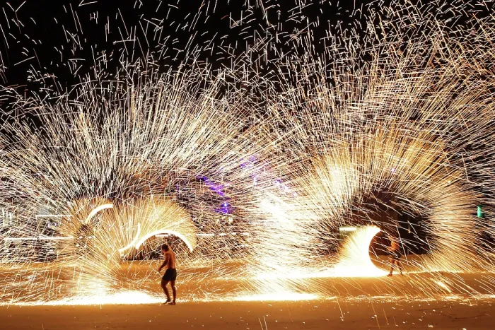  : Fire show on Sai Kaew beach in Koh Samet, Thailand