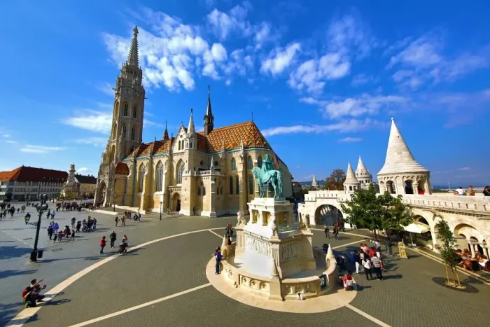  : The Fishermans Bastion and the Matthias Church in Budapest, Hungary