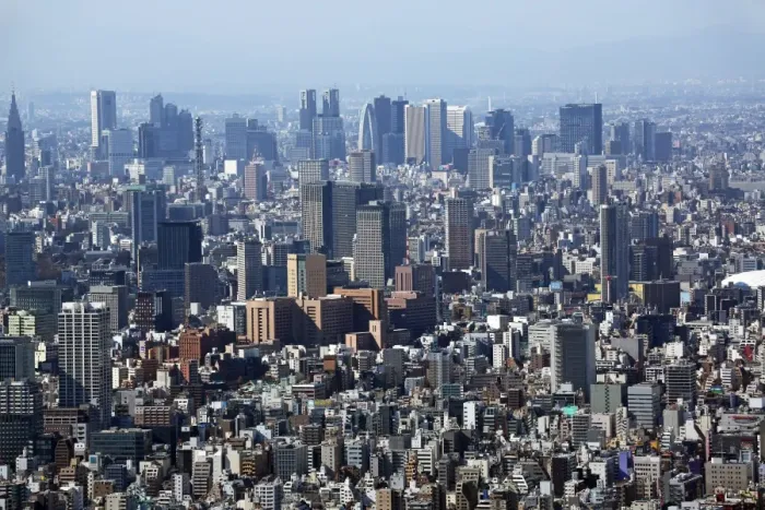  : General aerial view of the city skyline looking towards Shinjuku, Tokyo, Japan