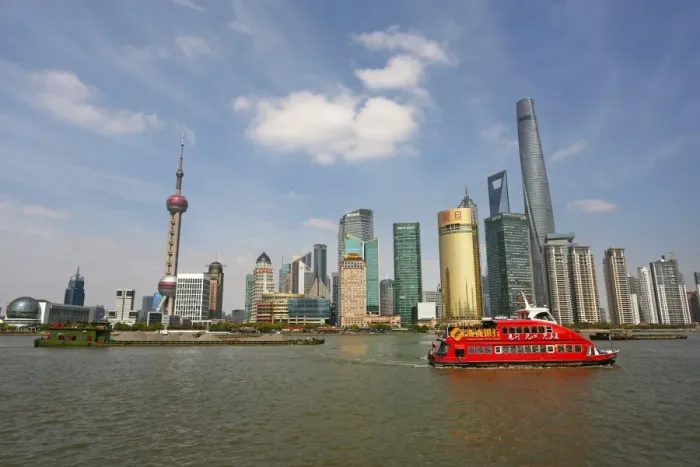  : General view of the Pudong city skyline in Shanghai with the Oriental Pearl TV Tower, Shanghai, China