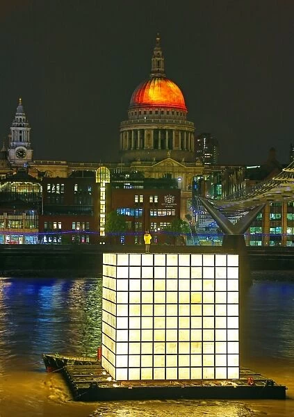 Great Fire of London Anniversary in London and Floating Dreams