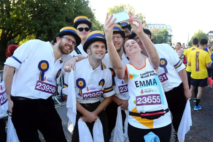  : Hammersmith Morris Men dance the Royal Parks Half Marathon in London