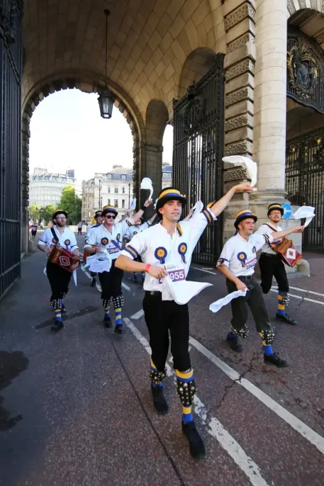  : Hammersmith Morris Men dance the Royal Parks Half Marathon in London