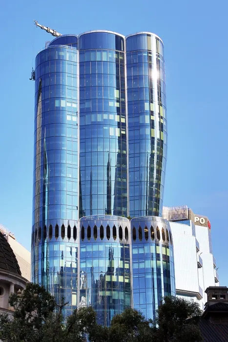  : The Henderson modern skyscraper in Hong Kong, China