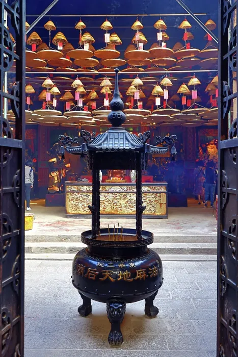  : Incense spirals burning in Tin Hau Temple in Yau Ma Tei, Hong Kong, China