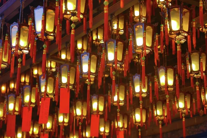  : Lanterns in Tin Hau Temple in Yau Ma Tei, Hong Kong, China
