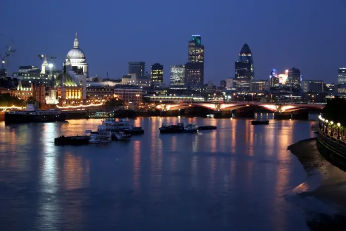 : London, England