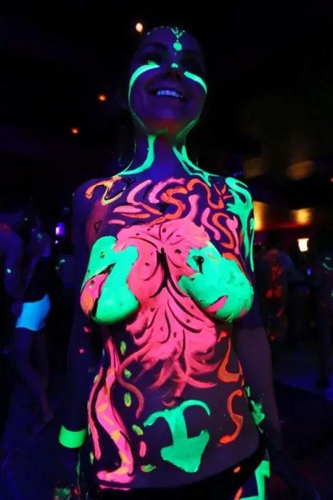  : London Naked Painting Party at Trapeze, London