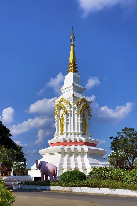 : Muang Boran, The Ancient City, historical museum of reproductions of famous Thai buildings, Bangkok, Thailand
