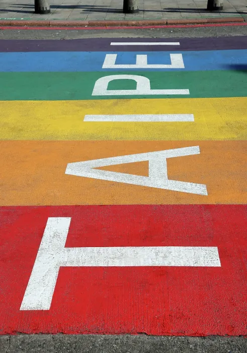  : Rainbow Six pedestrian crossing in Ximending, Wanhua District, Taipei, Taiwan ROC