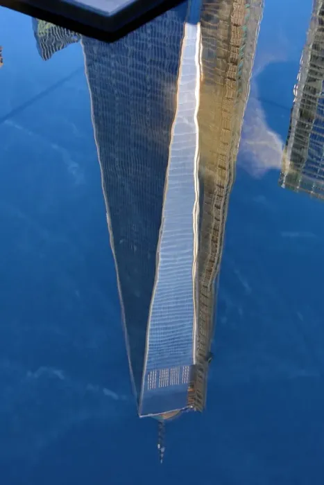  : Reflection of the One World Trade Center ( 1 WTC ) building, New York. America