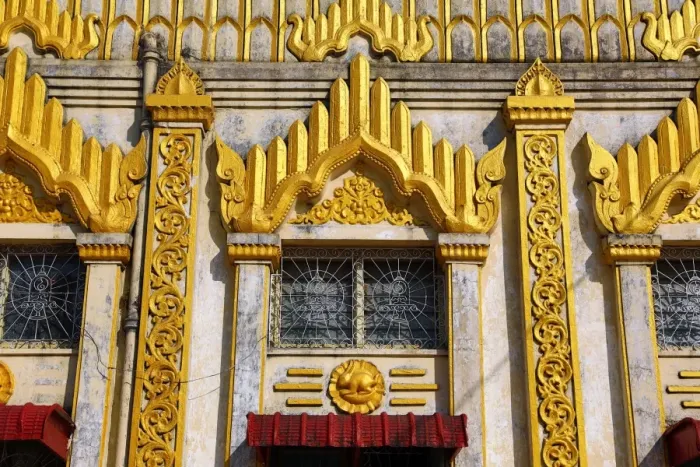  : Roof decorations of Botahtaung Pagoda, Yangon, Myanmar