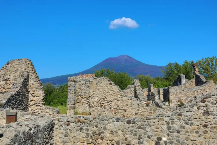  : Ruined pillar in the ancient Roman city of Pompeii, Italy