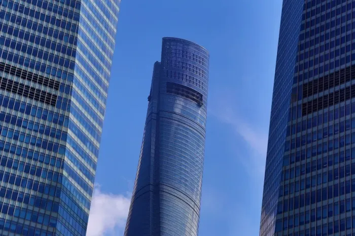  : The Shanghai Central Tower skyscraper building in Luijiazui, Pudong, Shanghai, China