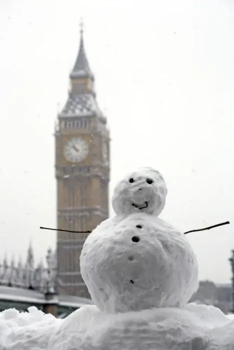  : Snow in London
