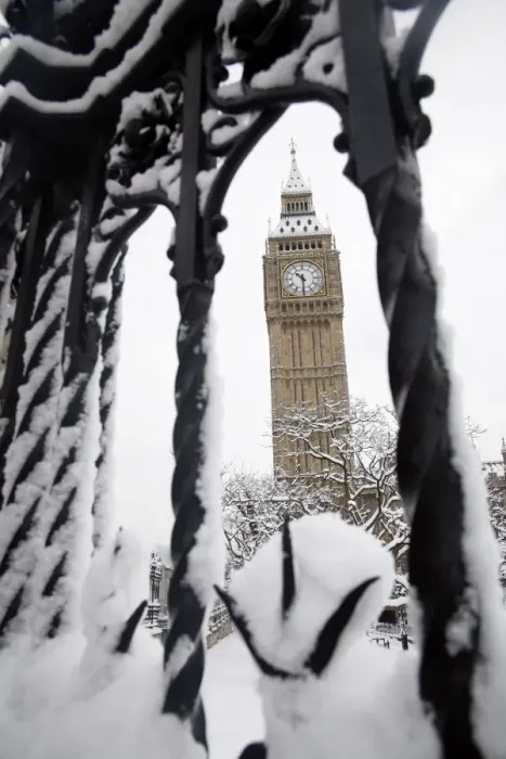  : Snow in London