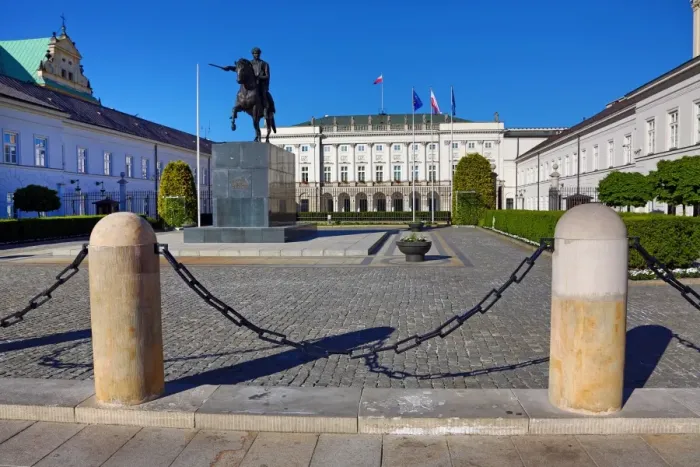  : Statue of Prince Jozef Poniatowski in front of the Presidential Palace in Warsaw, Poland