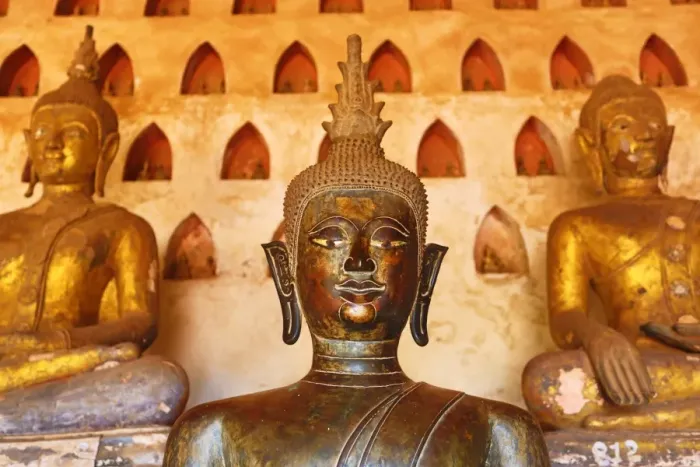  : Statues of Buddha at Wat Si Saket Buddhist Temple, Vientiane, Laos