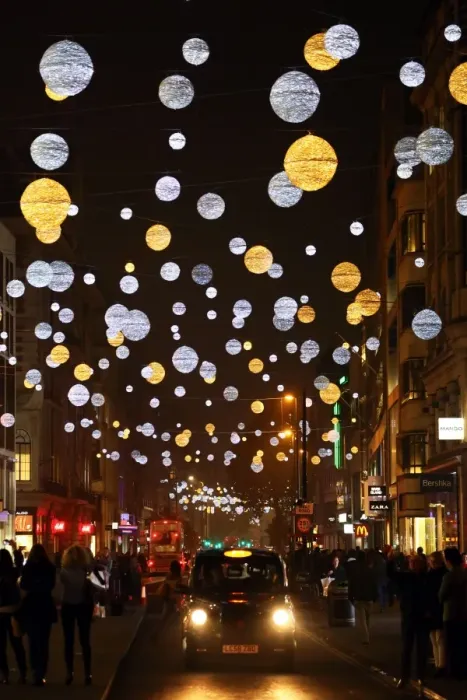  : Switching on Oxford Street Christmas lights in London