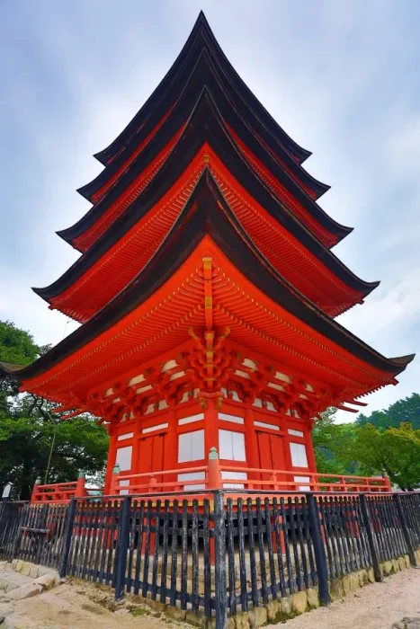  : The five tiered Pagoda at Itsukushima Shinto Shrine on Miyajima Island, Hiroshima, Japan
