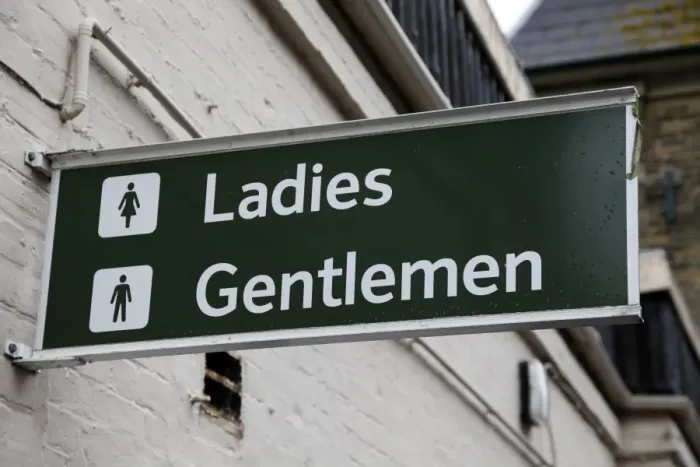  : Toilet Sign