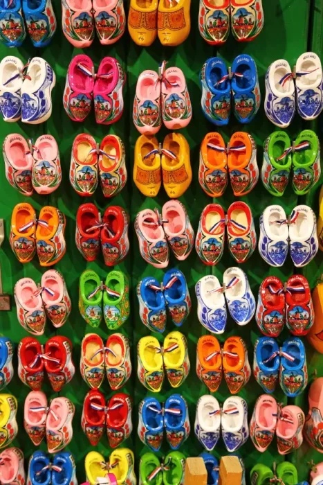  : Traditional Dutch clogs souvenirs for tourists at the Flower Market in Amsterdam, Holland