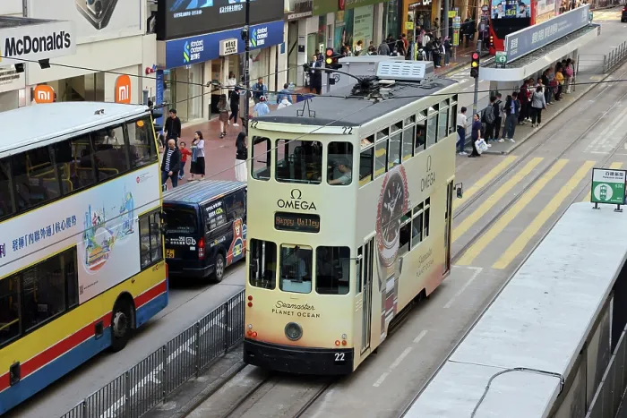  : Traditional Hong Kong electric tram in Causeway Bay, Hong Kong, China