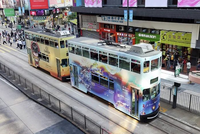  : Traditional Hong Kong electric tram in Causeway Bay, Hong Kong, China