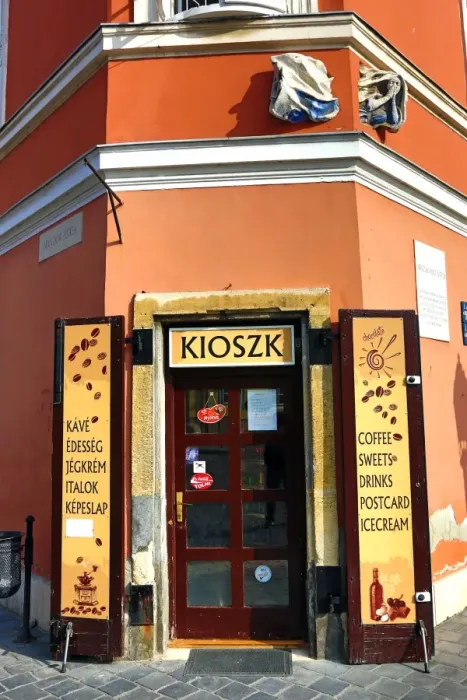  : Traditional Kioszk Shop, Budapest, Hungary