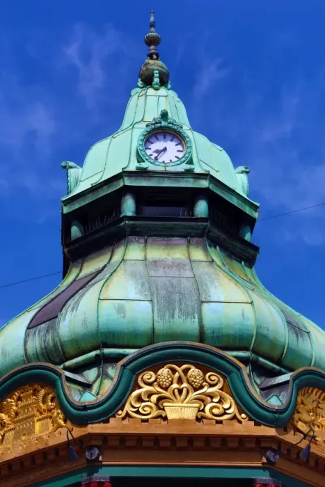 : Traditional roof on cafe kiosk in Kongens Nytorv in Copenhagen, Denmark : Traditional roof on cafe kiosk in Kongens Nytorv in Copenhagen, Denmark