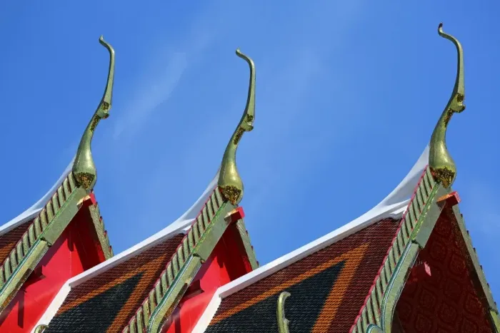  : Traditional Thai architecture roof decorations at Wat Pho temple, Bangkok, Thailand