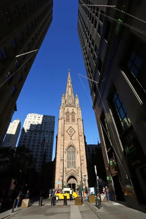  : Trinity Church on Wall Street, New York. America