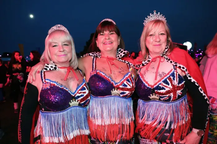  : Walk the Walk Moonwalk wearing bras, London, UK - 14 May 2022