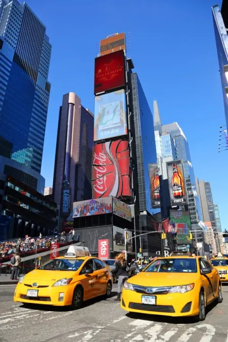  : Yellow taxi cabs in Times Square, New York. America