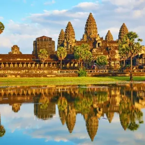 Angkor Wat Temple and reflection in lake in Siem Reap, Cambodia