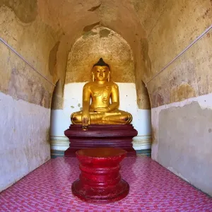 Buddha statue inside Gawdawpalin Temple Pagoda in Old Bagan, Bagan, Myanmar (Burma)