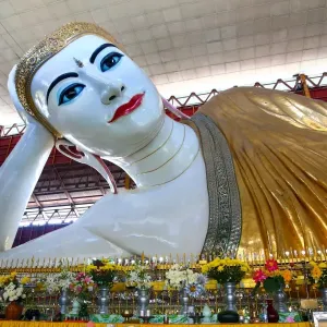 Chauk Htat Gyi Pagoda and reclining Buddha statue, Yangon, Myanmar