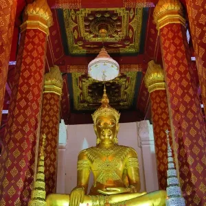 Golden crowned Buddha Statue, Wat Na Phra Mane, Ayutthaya, Thailand