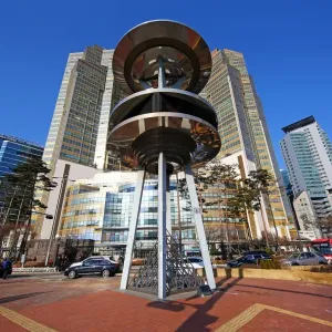 Lotte Castle Gold apartments and metal structure at the Jamsil Station crossroads